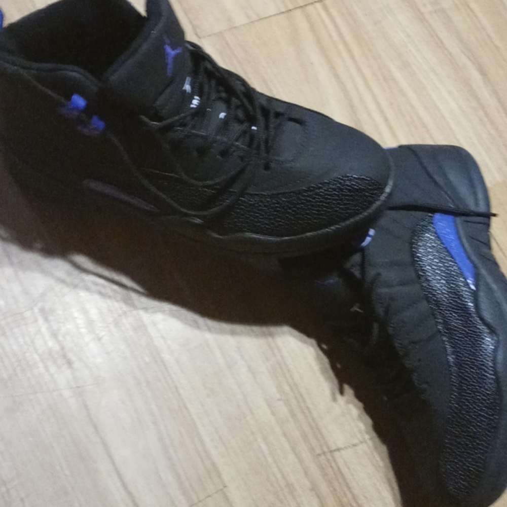 Jordan Retros Concord Grape/Black